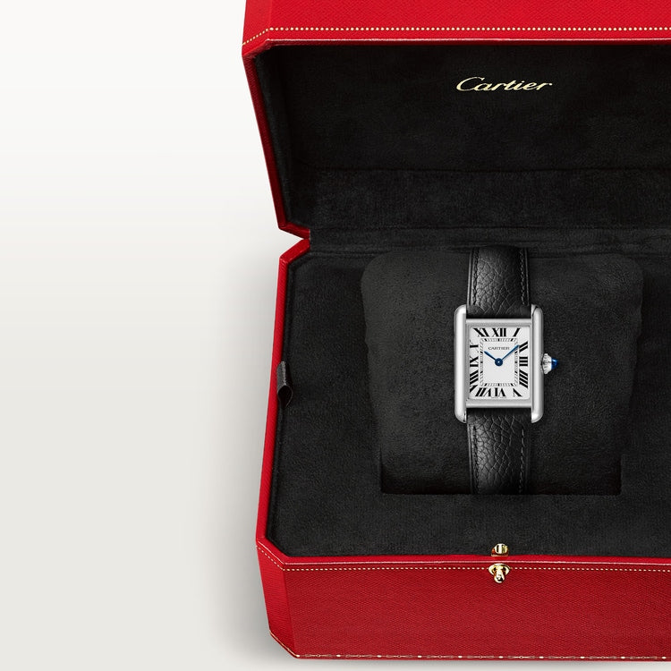 Cartier Tank 29.5 x 22.0mm Quartz silvered Dial Black Calfskin Leather Strap Watch