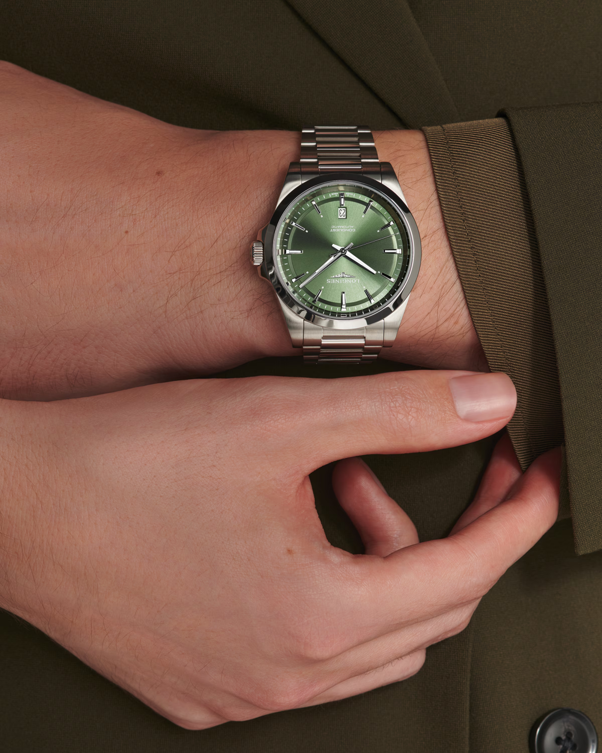 Longines Conquest 41.00mm Automatic Sunray green Dial Stainless Steel Bracelet Watch