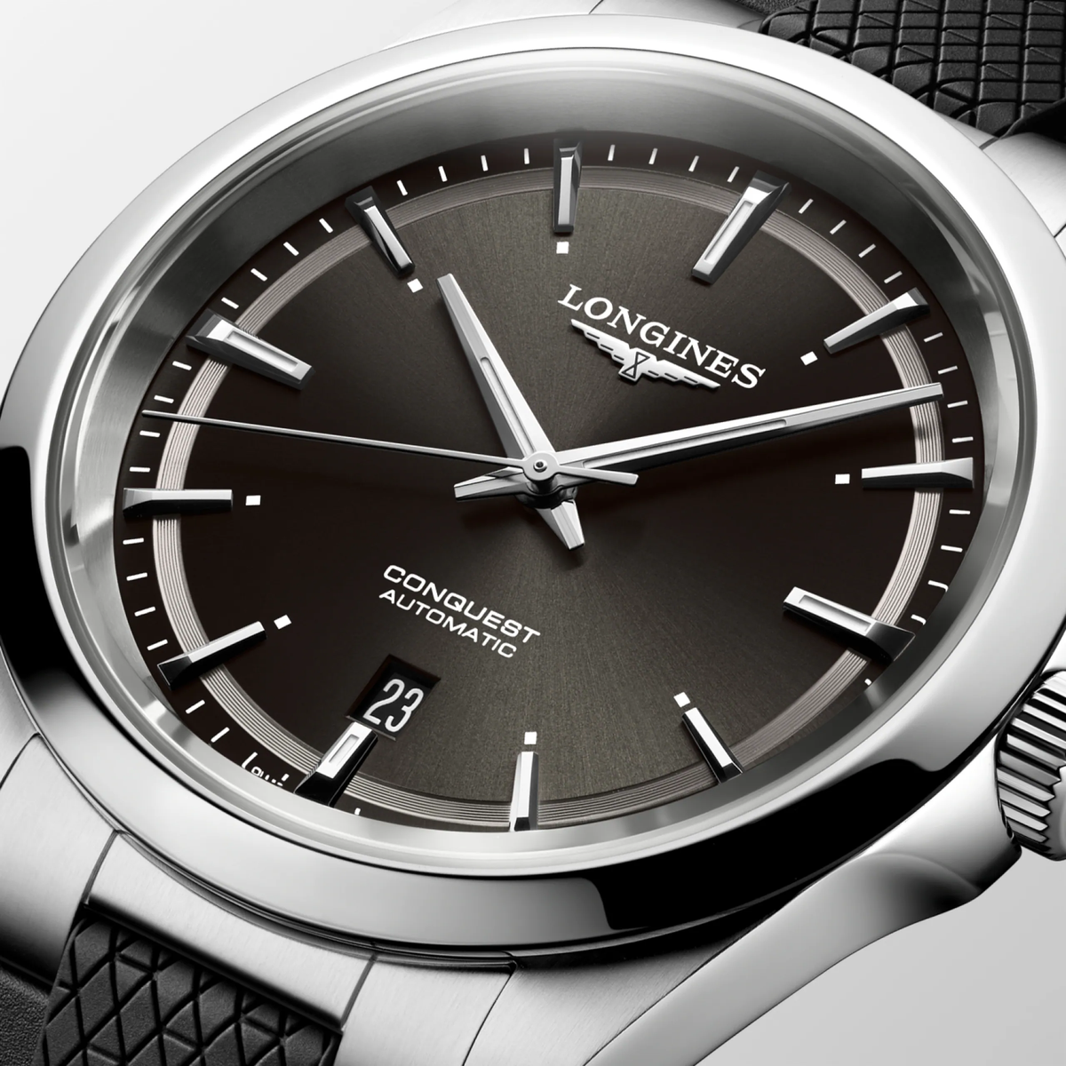 Longines Conquest 41.00mm Automatic Sunray black Dial Black Rubber Strap Watch