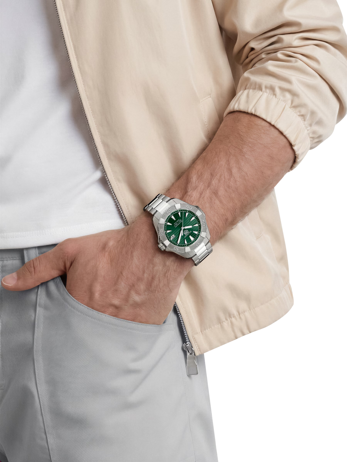 TAG Heuer Aquaracer 40mm Solargraph Green Sunray brushed Dial Silver Steel Watch