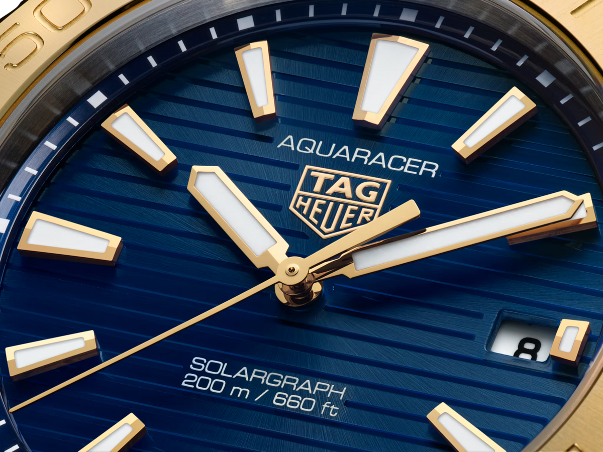 TAG Heuer Aquaracer 40mm Solargraph Blue Sunray brushed Dial Silver & gold Steel plated Watch