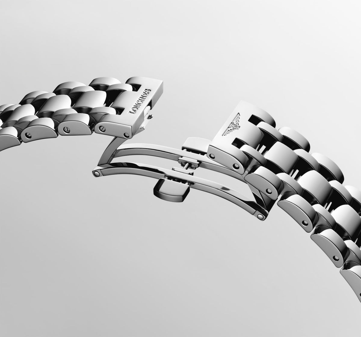 Longines DolceVita 23.30 x 37.00mm Quartz Silver "flinqué" Dial Stainless Steel Bracelet Watch