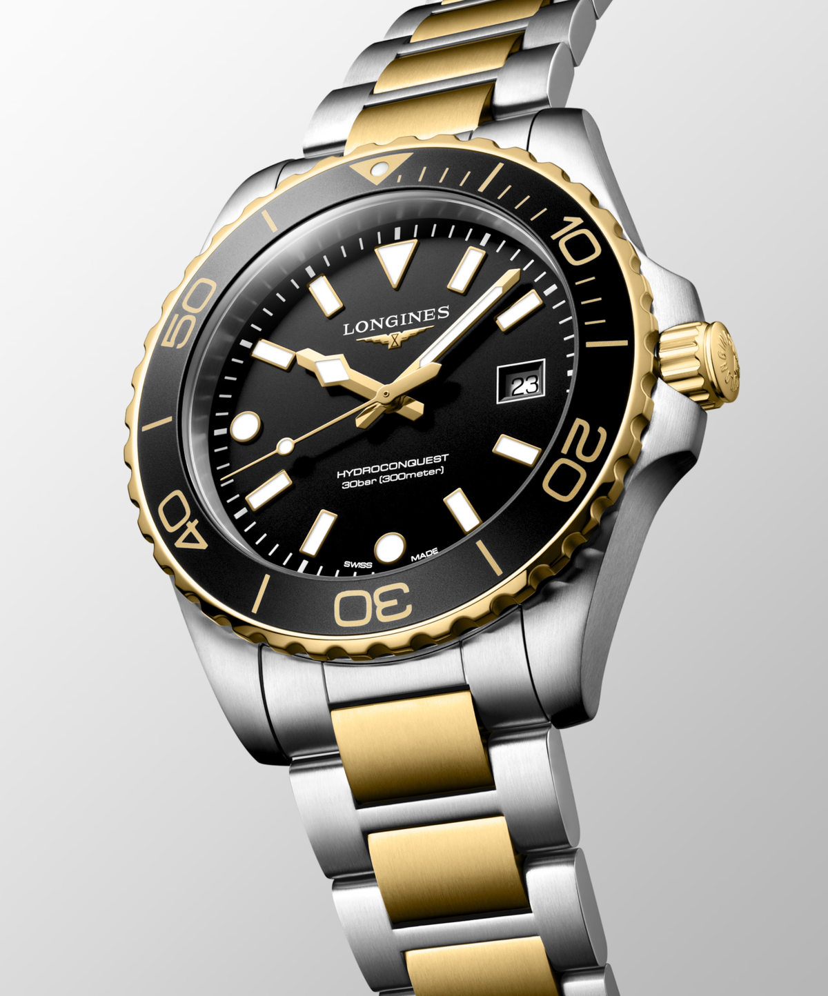 Longines HydroConquest 42.00mm Quartz Black sandblasted Dial Yellow Stainless Steel Bracelet Watch