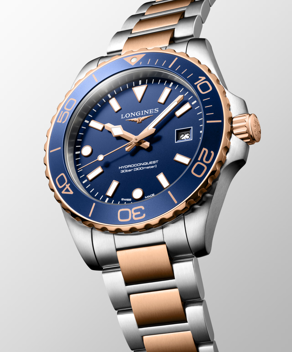 Longines HydroConquest 42.00mm Quartz Blue sandblasted Dial Red Stainless Steel Bracelet Watch