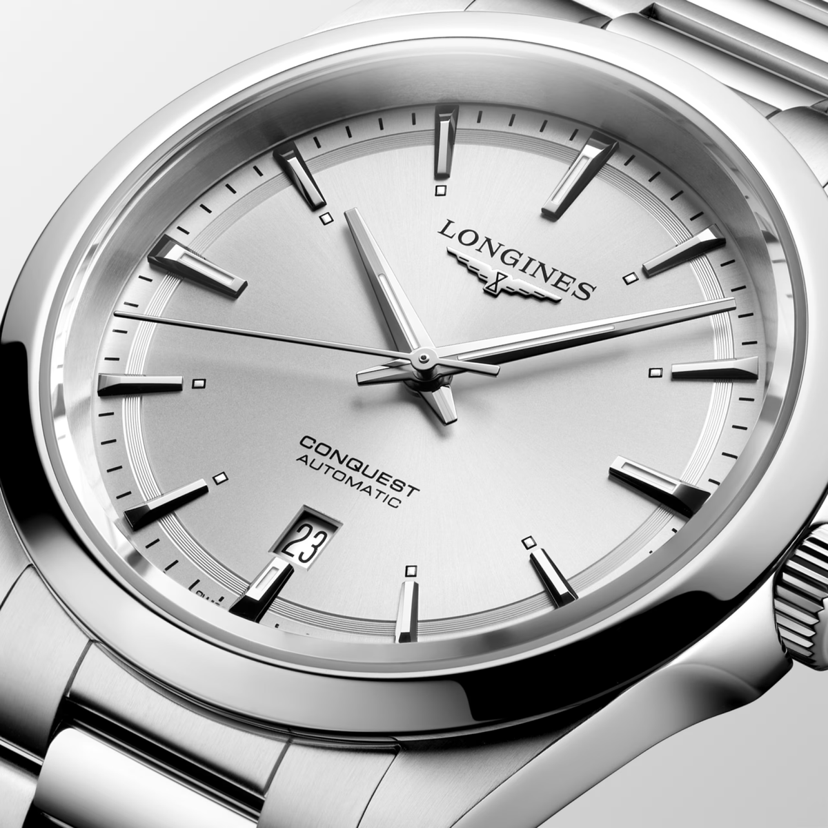 Longines Conquest 41.00mm Automatic Sunray silver Dial Stainless Steel Bracelet Watch