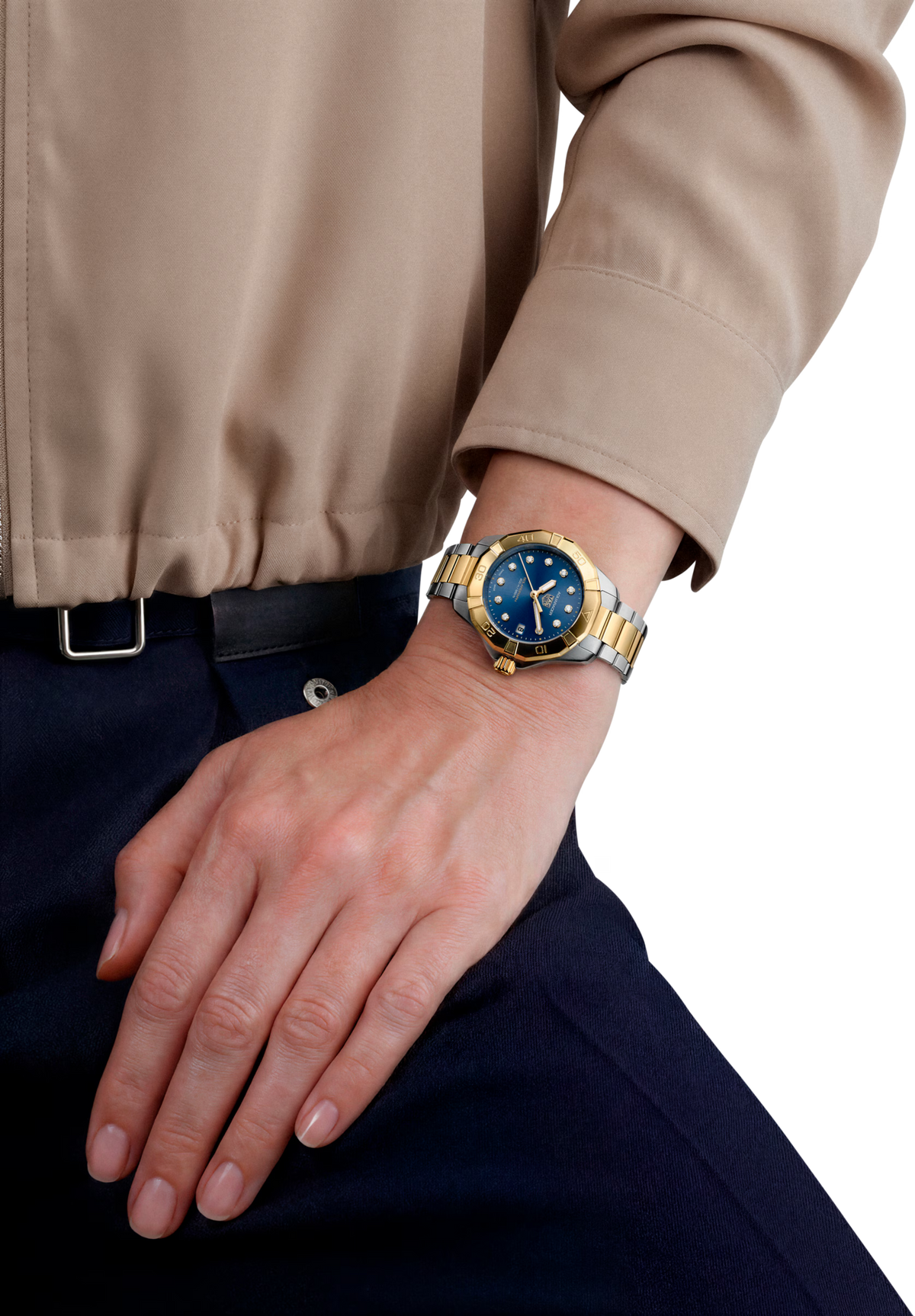 TAG Heuer Aquaracer 34mm Solargraph Blue Sunray brushed Dial Silver & gold Steel plated Watch