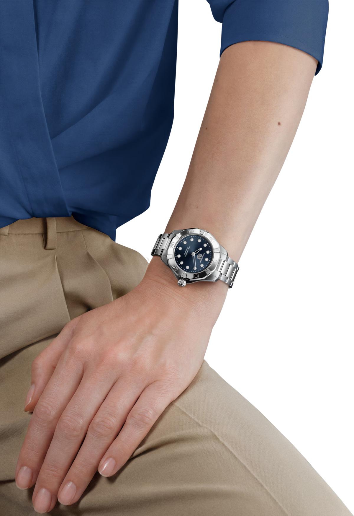TAG Heuer Aquaracer 28mm Solargraph Blue Sunray brushed Dial Silver Steel Watch
