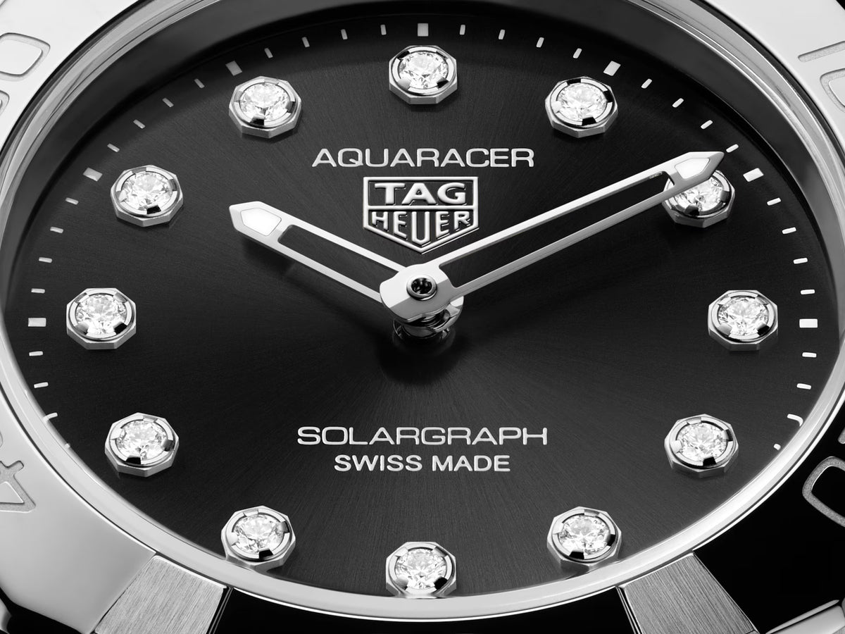 TAG Heuer Aquaracer 28mm Solargraph Black Sunray brushed Dial Silver Steel Watch