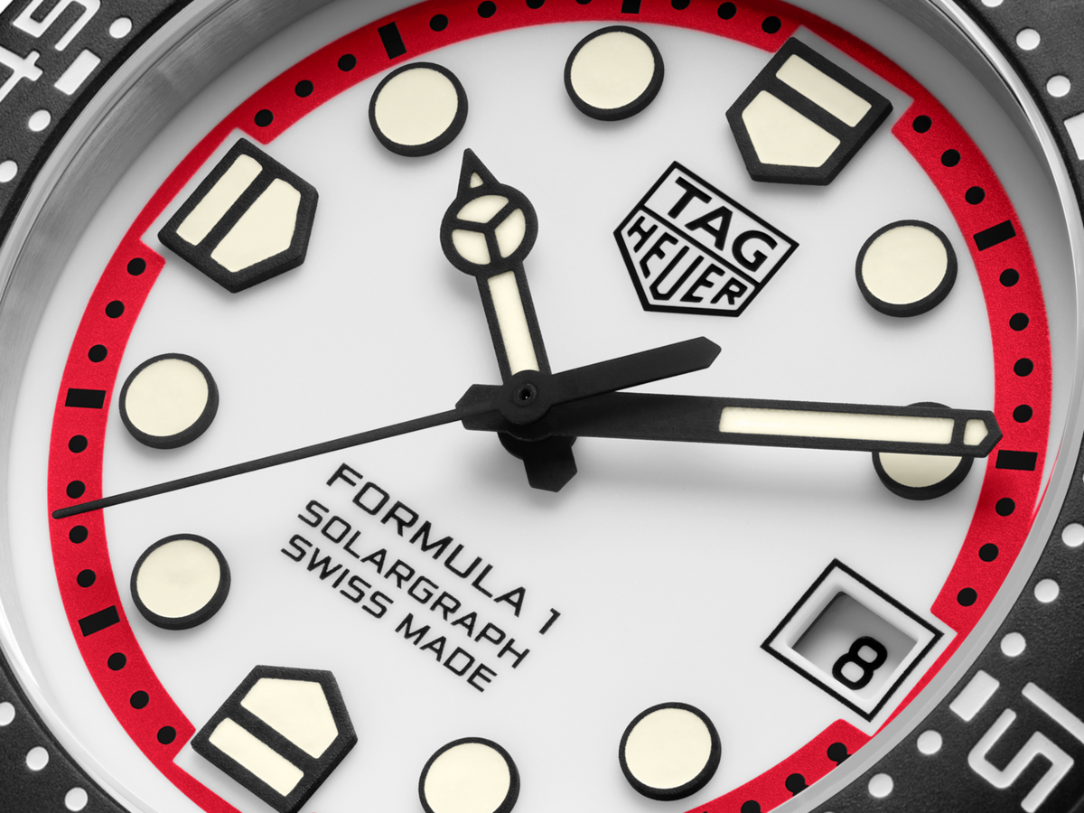 TAG Heuer Formula 1 38mm Solargraph White Opalin Dial Red Rubber Watch