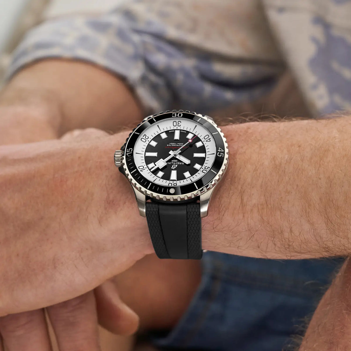 Breitling Superocean 44.0mm Automatic Black Dial Black Rubber Strap Watch