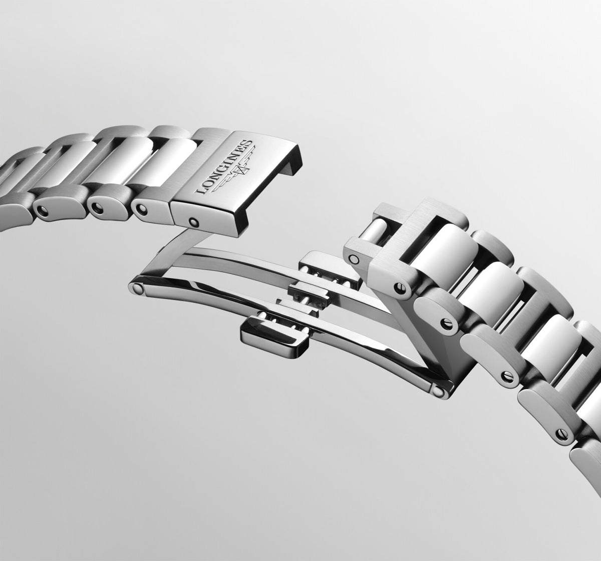 [SIMCHA-OFFICIAL-GALLERY:L3.320.4.72.6:05] Longines Conquest 30.00mm Automatic Sunray silver Dial Stainless Steel Bracelet Watch — official gallery view 5