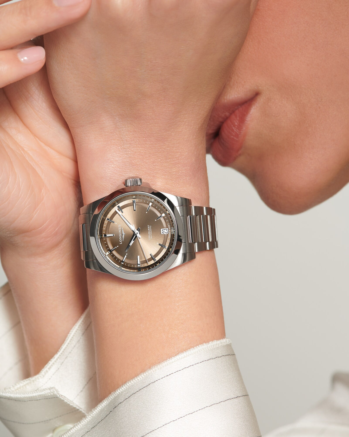 [SIMCHA-OFFICIAL-GALLERY:L3.430.4.62.6:11] Longines Conquest 34.00mm Automatic Sunray brown Dial Stainless Steel Bracelet Watch — official gallery view 11