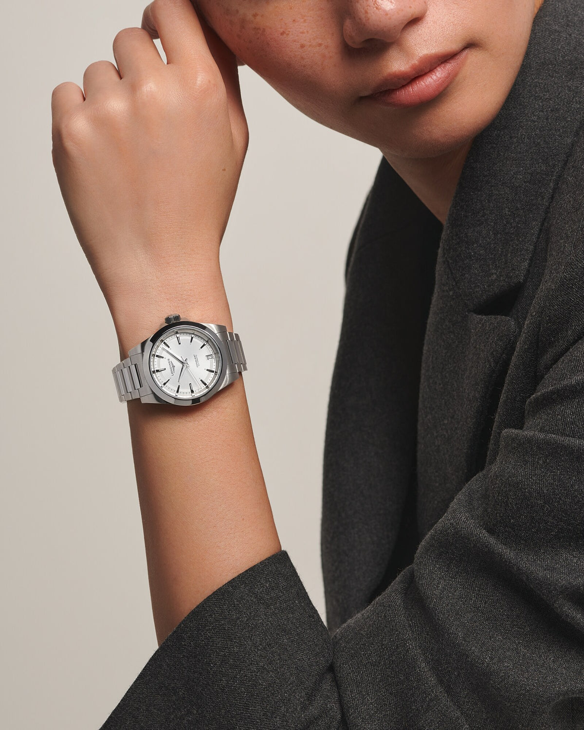 [SIMCHA-OFFICIAL-GALLERY:L3.430.4.72.6:05] Longines Conquest 34.00mm Automatic Sunray silver Dial Stainless Steel Bracelet Watch — official gallery view 5