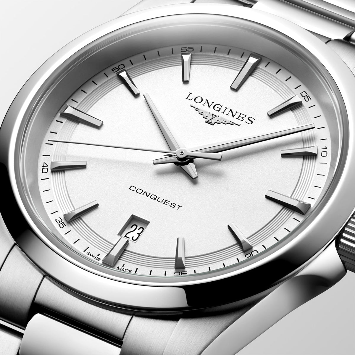 Longines Conquest 41.00mm Quartz White sandblasted Dial Stainless Steel Bracelet Watch