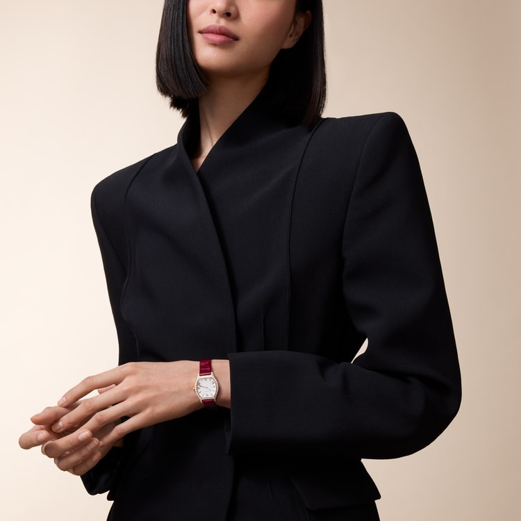 [SIMCHA-TOP500:CARTIER:WJTO0012:02] Cartier Tortue watch, reference WJTO0012, official image 2