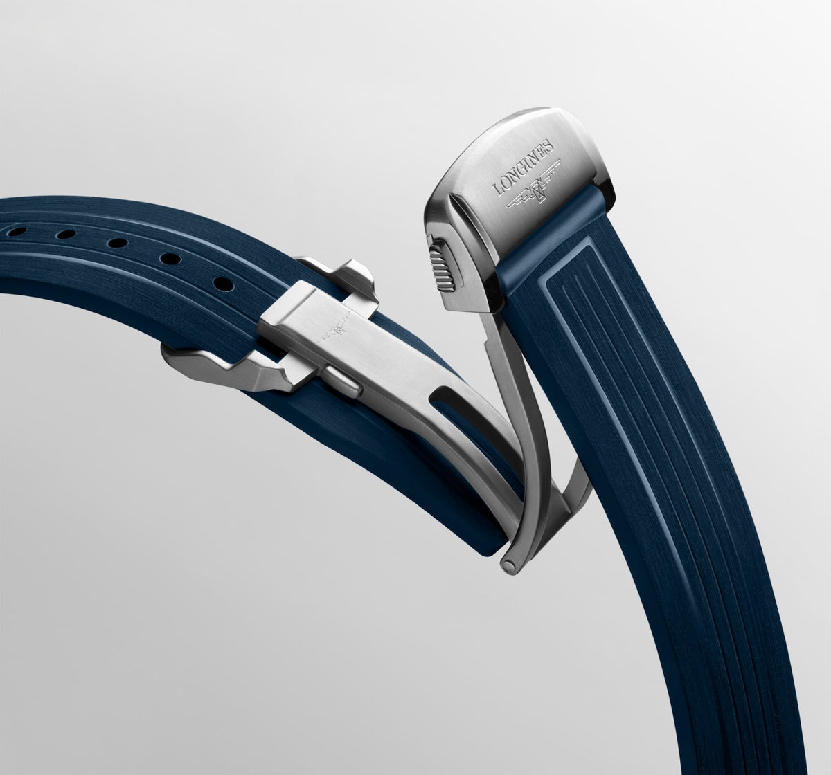 [SIMCHA-TOP500:LONGINES:L3.890.4.96.9:07] HYDROCONQUEST GMT L3.890.4.96.9 Automatic, Stainless steel and ceramic bezel, Sunray blue, Strap Watch - Buckle