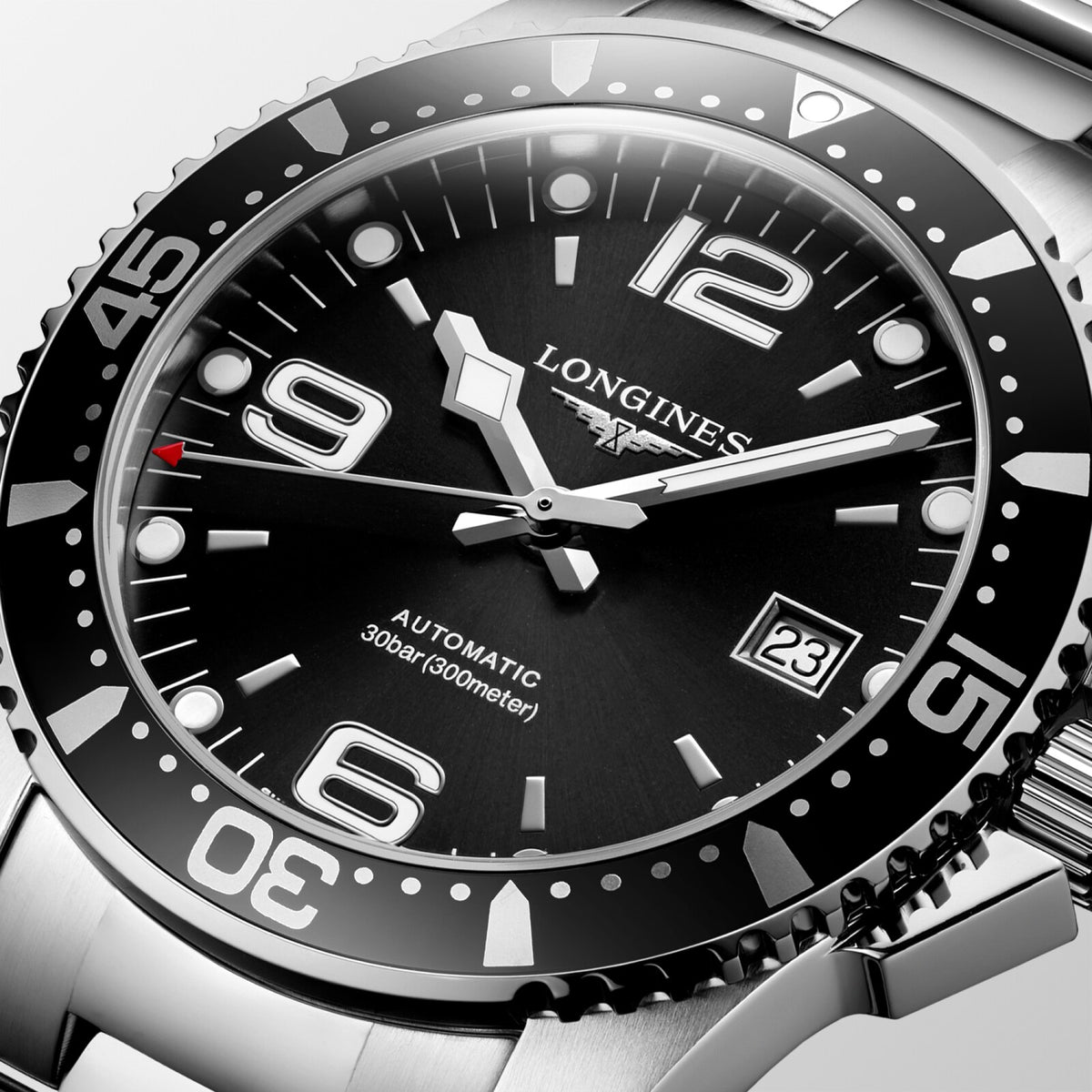 [SIMCHA-OFFICIAL-GALLERY:L3.742.4.56.6:02] Longines HydroConquest 41.00mm Automatic Sunray black Dial Stainless Steel Bracelet Watch — official gallery view 2
