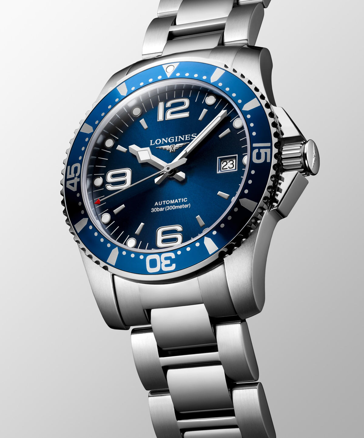 [SIMCHA-OFFICIAL-GALLERY:L3.742.4.96.6:04] Longines HydroConquest 41.00mm Automatic Sunray blue Dial Stainless Steel Bracelet Watch — official gallery view 4