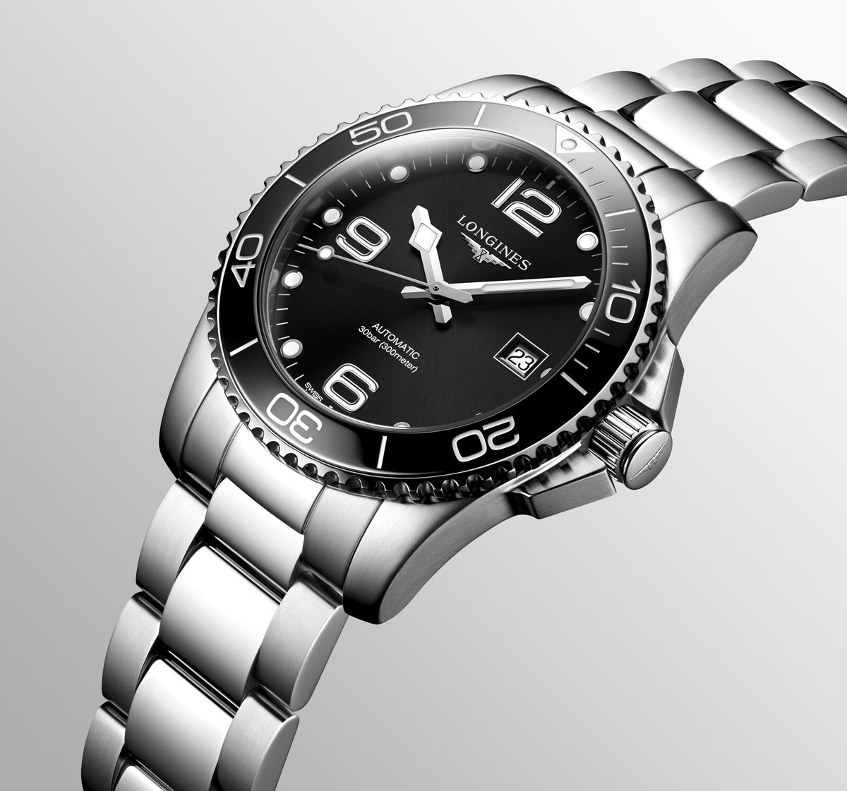 [SIMCHA-OFFICIAL-GALLERY:L3.781.4.56.6:10] Longines HydroConquest 41.00mm Automatic Sunray black Swiss Super-LumiNova® Dial Stainless Steel Bracelet Watch — official gallery view 10