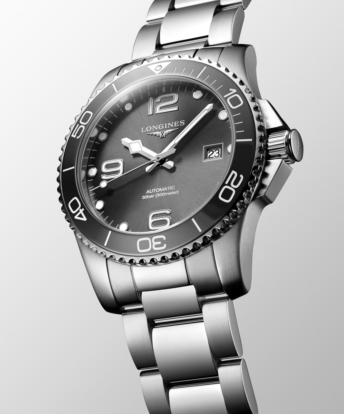 [SIMCHA-OFFICIAL-GALLERY:L3.781.4.76.6:04] Longines HydroConquest 41.00mm Automatic Sunray grey Dial Stainless Steel Bracelet Watch — official gallery view 4