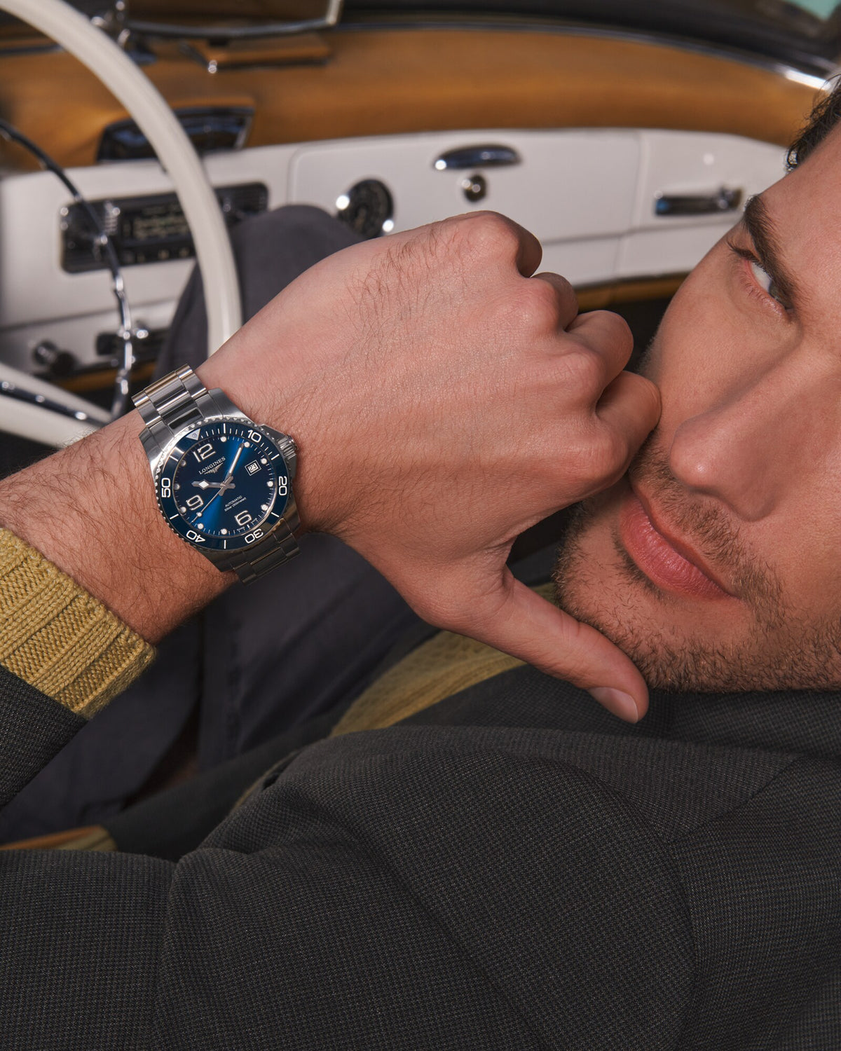 [SIMCHA-OFFICIAL-GALLERY:L3.781.4.96.6:03] Longines HydroConquest 41.00mm Automatic Sunray blue Swiss Super-LumiNova® Dial Stainless Steel Bracelet Watch — official gallery view 3