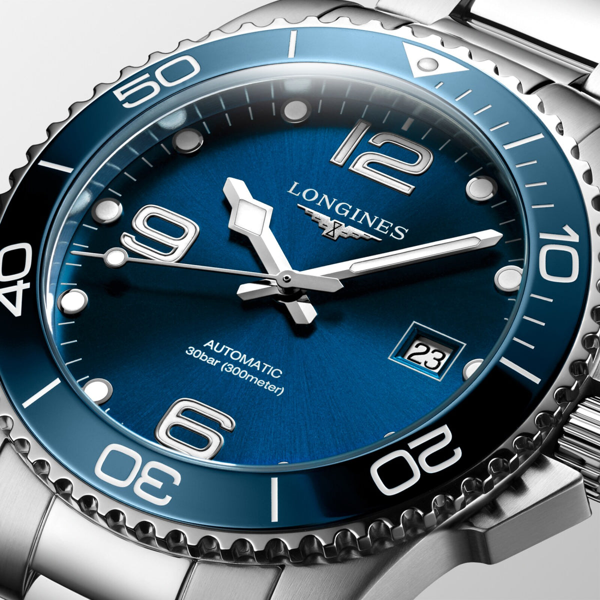 [SIMCHA-OFFICIAL-GALLERY:L3.781.4.96.6:02] Longines HydroConquest 41.00mm Automatic Sunray blue Swiss Super-LumiNova® Dial Stainless Steel Bracelet Watch — official gallery view 2