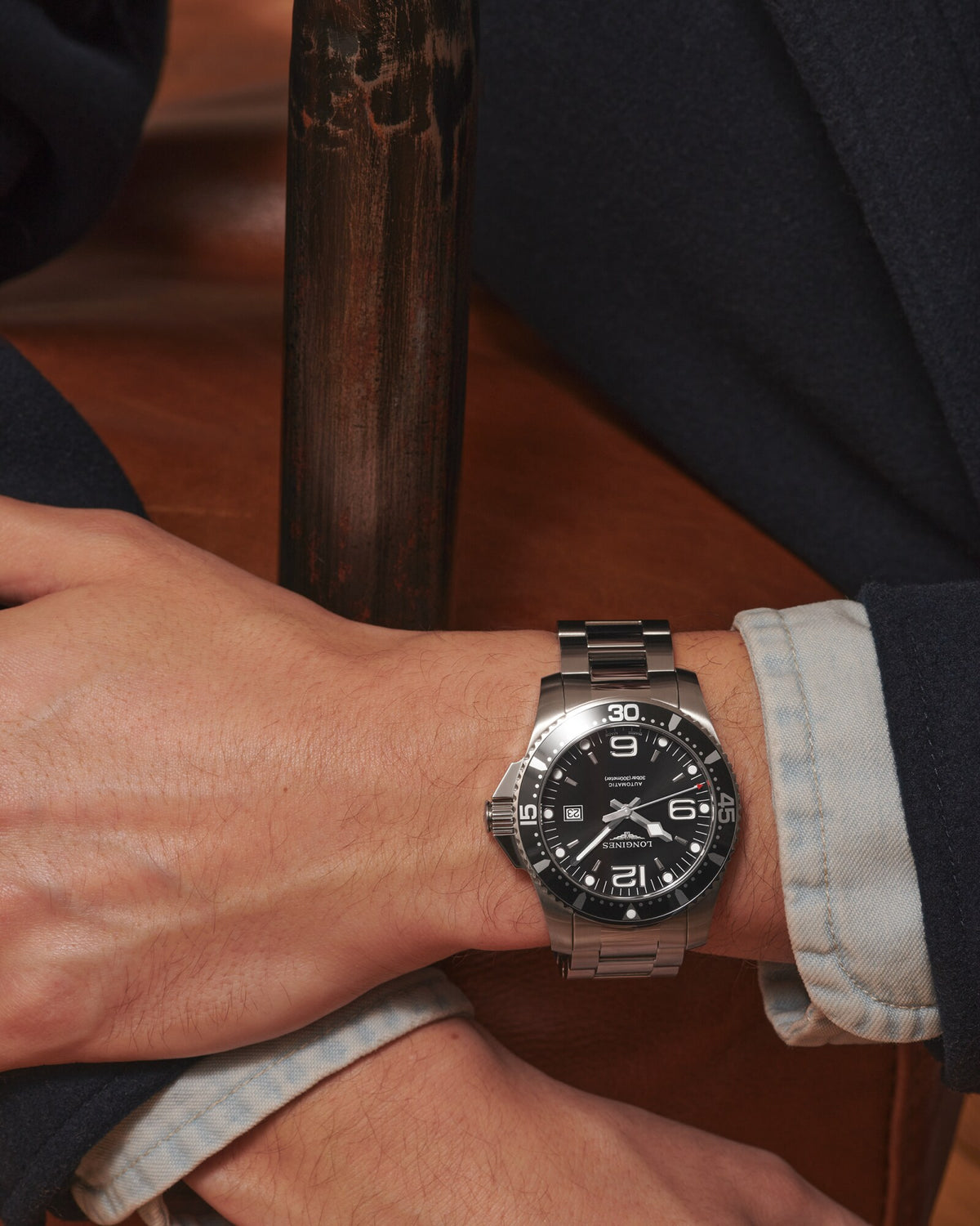 [SIMCHA-OFFICIAL-GALLERY:L3.841.4.56.6:05] Longines HydroConquest 44.00mm Automatic Sunray black Dial Stainless Steel Bracelet Watch — official gallery view 5