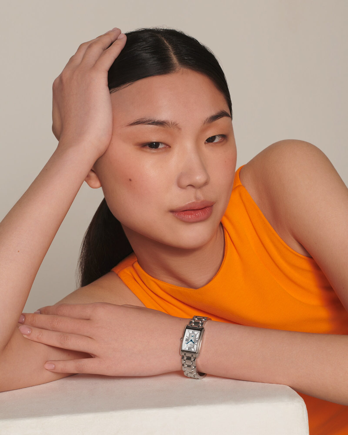 [SIMCHA-OFFICIAL-GALLERY:L5.255.4.75.6:03] Longines DolceVita 20.80 x 32.00mm Quartz White Dial Stainless Steel Bracelet Watch — official gallery view 3