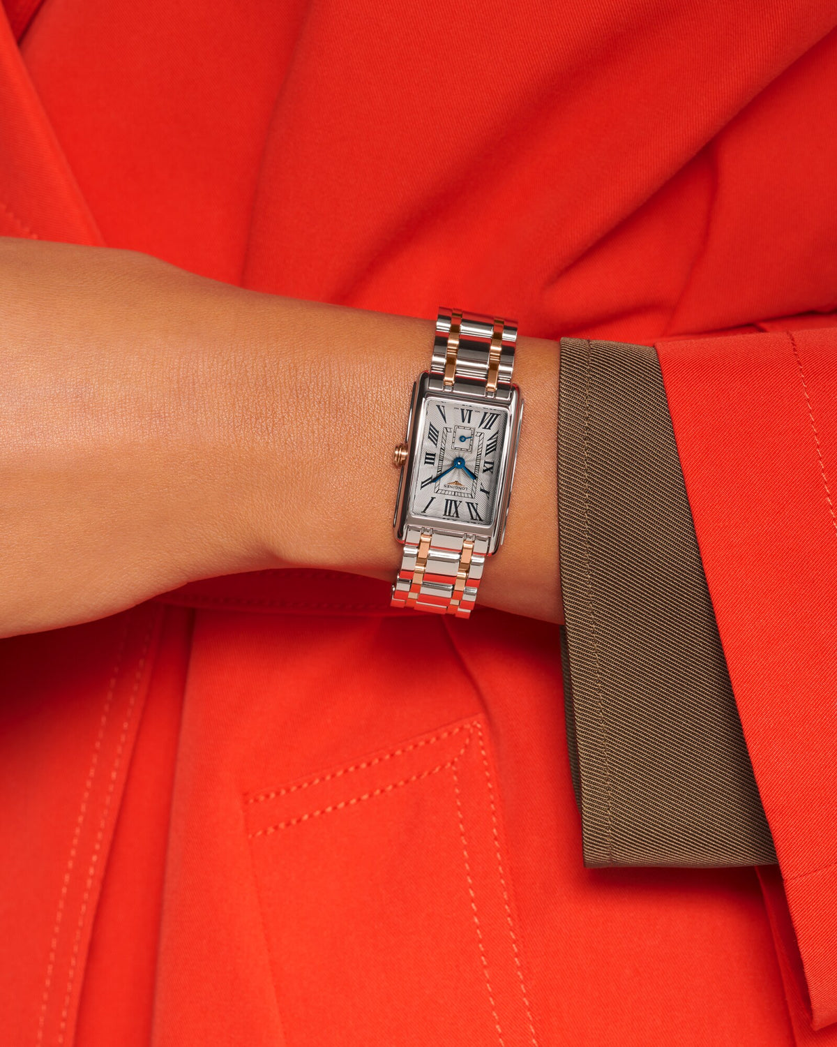 [SIMCHA-OFFICIAL-GALLERY:L5.255.5.71.7:08] Longines DolceVita 20.80 x 32.00mm Quartz Silver "flinqué" Dial Stainless Steel and Rose Gold Bracelet Watch — official gallery view 8