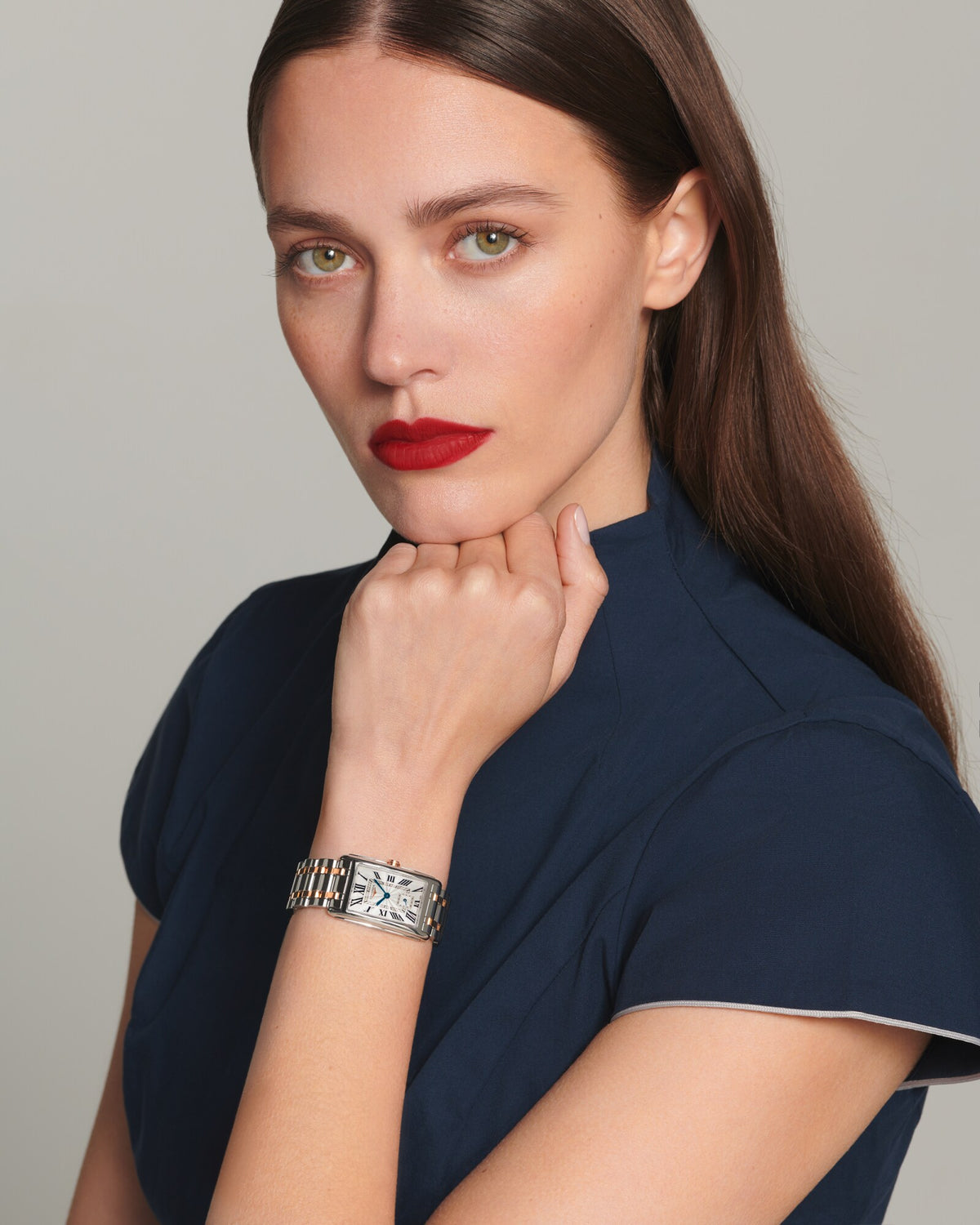 [SIMCHA-OFFICIAL-GALLERY:L5.512.5.71.7:05] Longines DolceVita 23.30 x 37.00mm Quartz Silver "flinqué" Dial Stainless Steel and Rose Gold Bracelet Watch — official gallery view 5