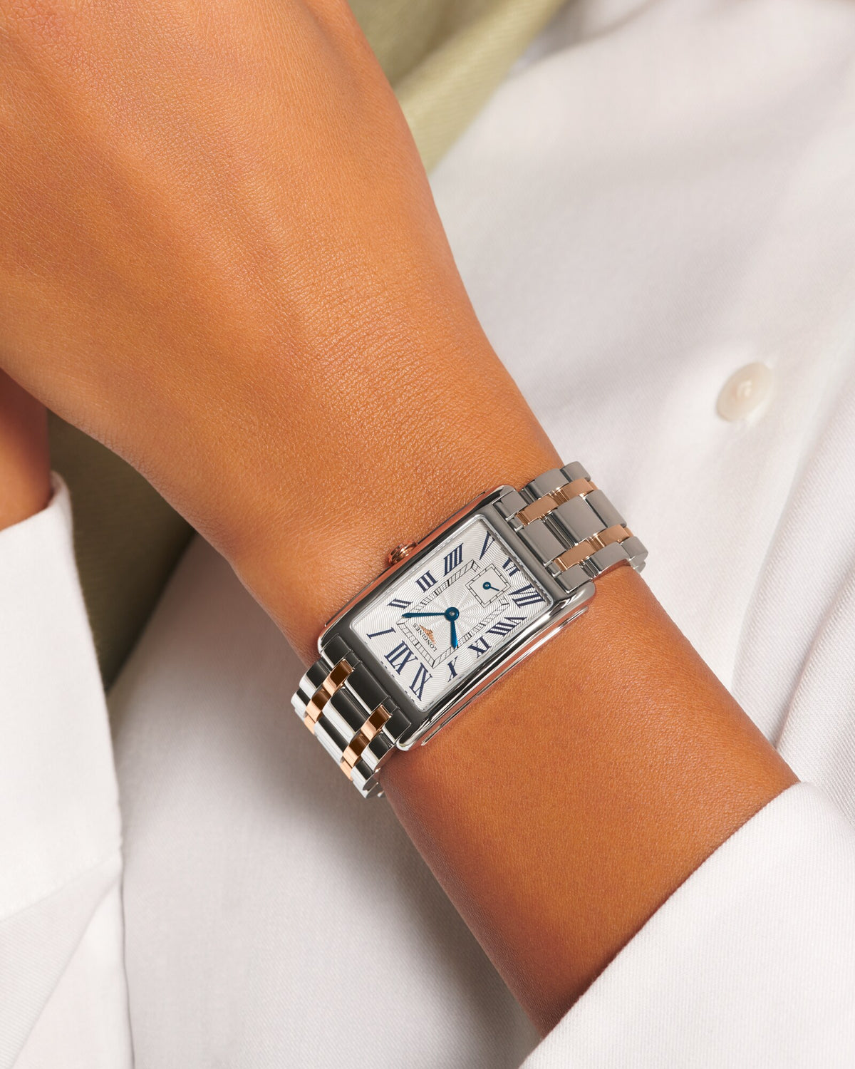 [SIMCHA-OFFICIAL-GALLERY:L5.512.5.71.7:08] Longines DolceVita 23.30 x 37.00mm Quartz Silver "flinqué" Dial Stainless Steel and Rose Gold Bracelet Watch — official gallery view 8
