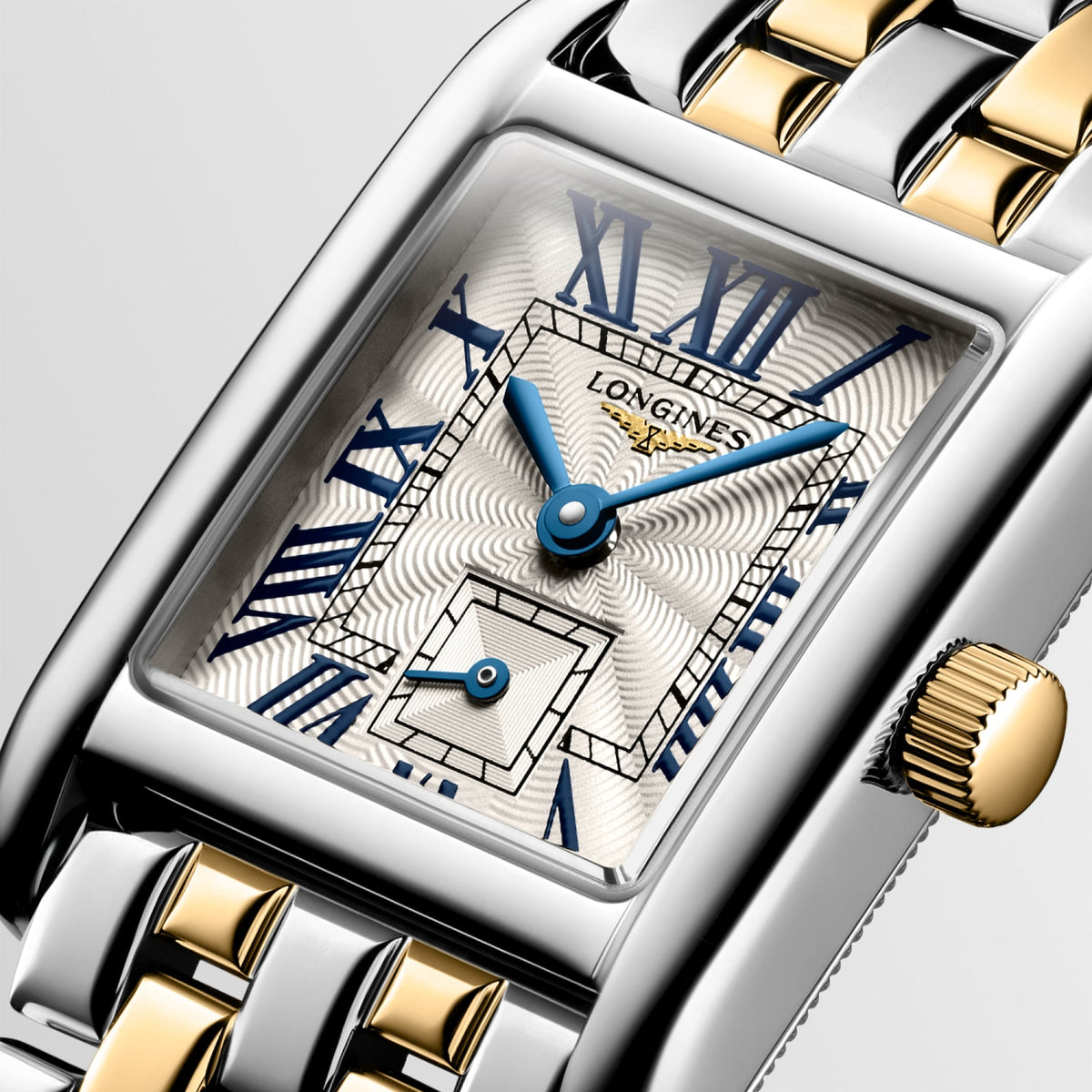 [SIMCHA-TOP500:LONGINES:L5.200.5.70.7:02] LONGINES MINI DOLCEVITA L5.200.5.70.7 Quartz, Stainless steel with 18 karat yellow gold crown, Silver "flinqué", Bracelet Watch - Face close up