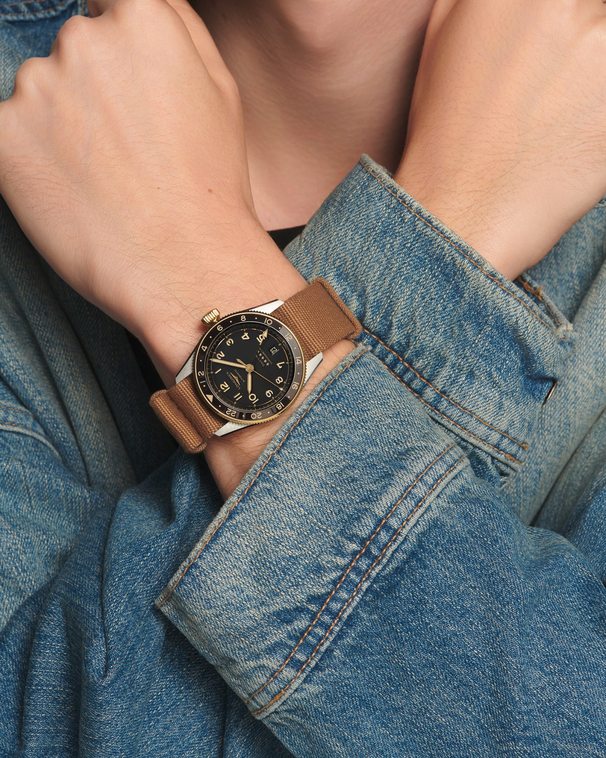 [SIMCHA-TOP500:LONGINES:L3.812.5.53.9:05] LONGINES SPIRIT ZULU TIME L3.812.5.53.9 Automatic, Stainless steel and 18 karat yellow gold cap 200, Anthracite, Strap Watch - Wristshot 2