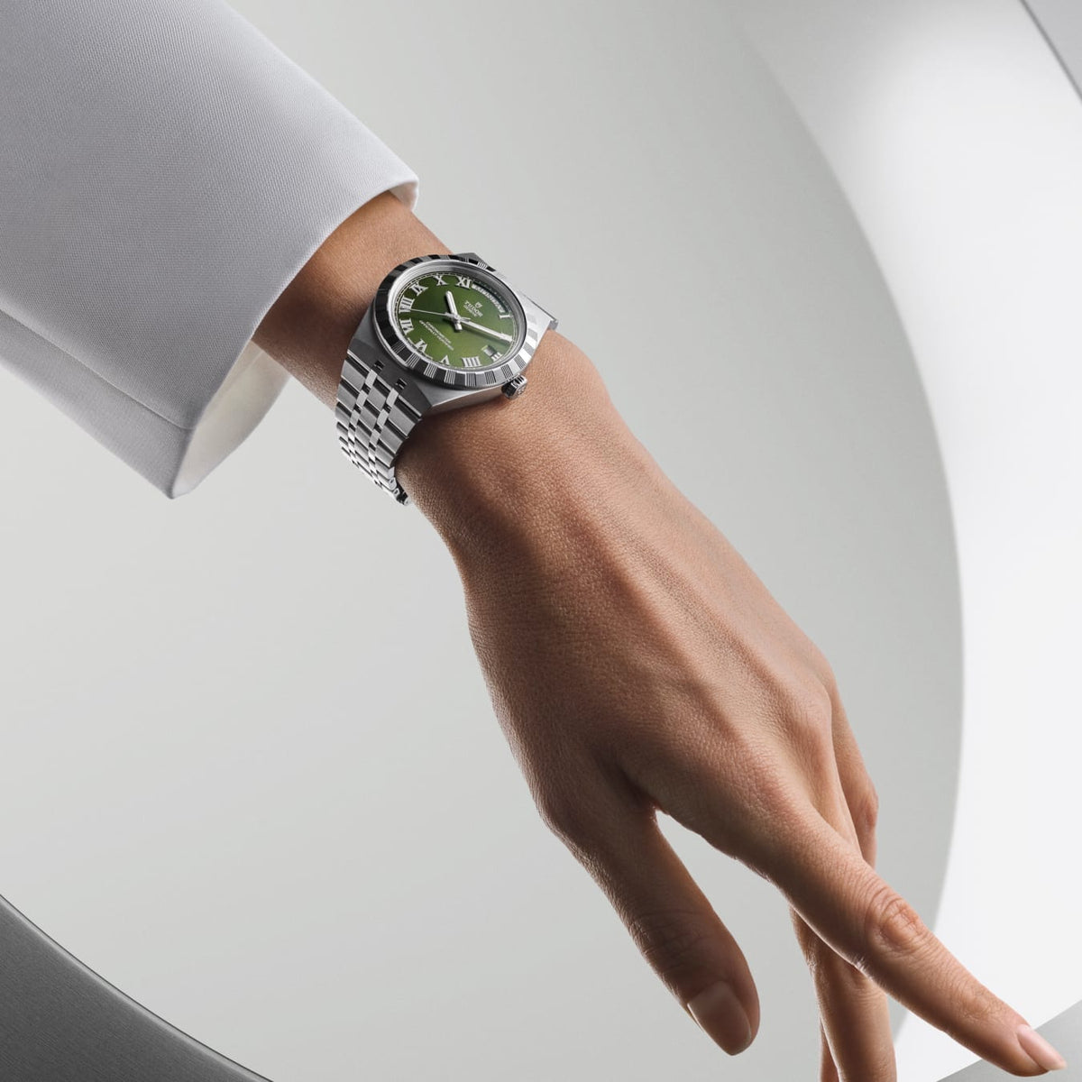 TUDOR Royal 40mm Automatic Green dial Dial Stainless Steel Bracelet Watch