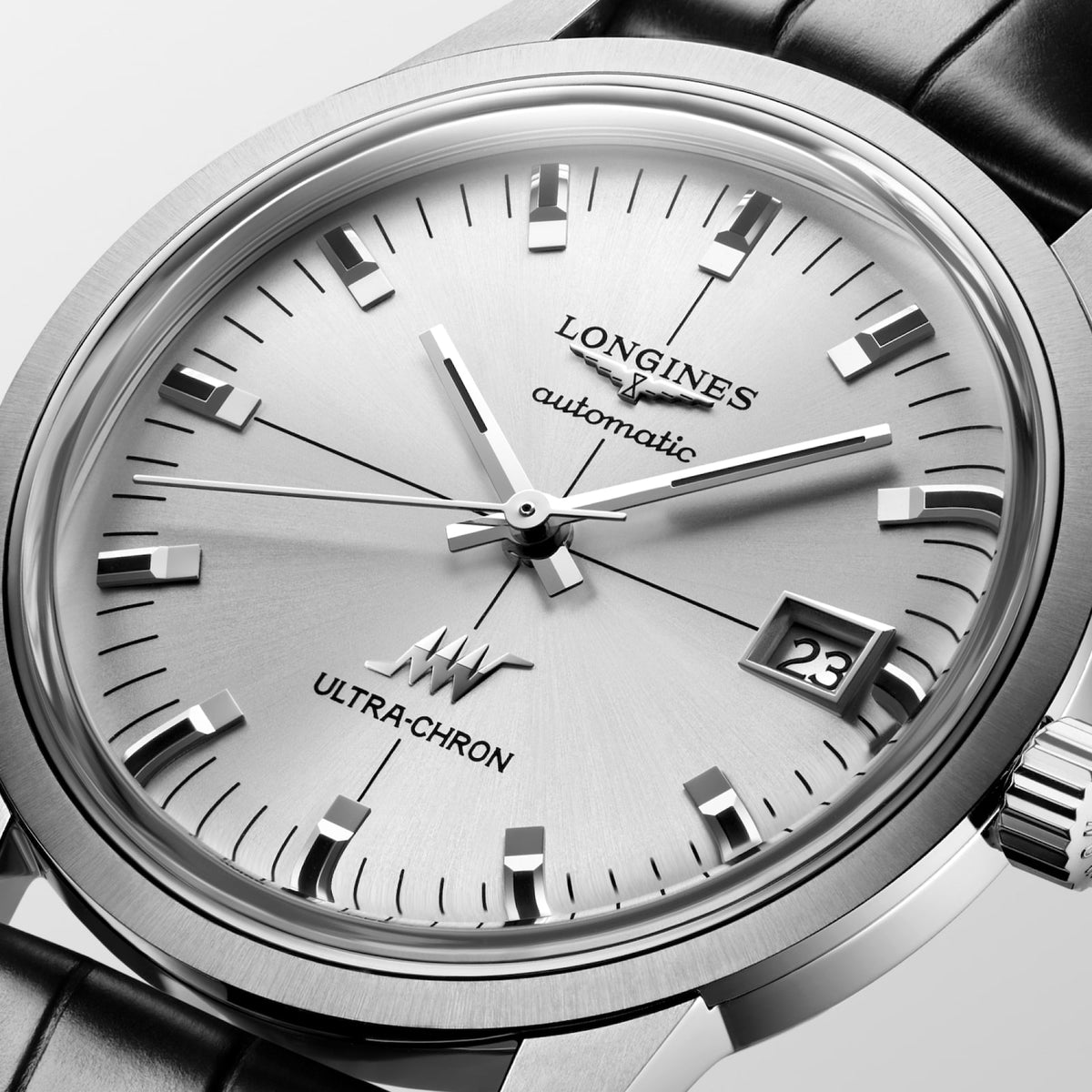 [SIMCHA-TOP500:LONGINES:L2.537.4.72.2:02] ULTRA-CHRON CLASSIC L2.537.4.72.2 Automatic, Stainless steel, Sunray silver, Strap Watch - Face close up