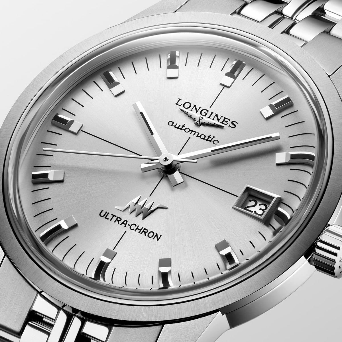 [SIMCHA-TOP500:LONGINES:L2.537.4.72.6:02] ULTRA-CHRON CLASSIC L2.537.4.72.6 Automatic, Stainless steel, Sunray silver, Bracelet Watch - Face close up